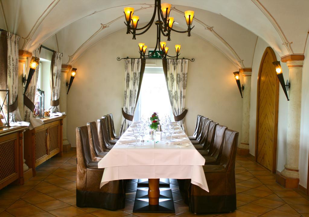 Hotel Landhaus Feckl Ehningen Экстерьер фото