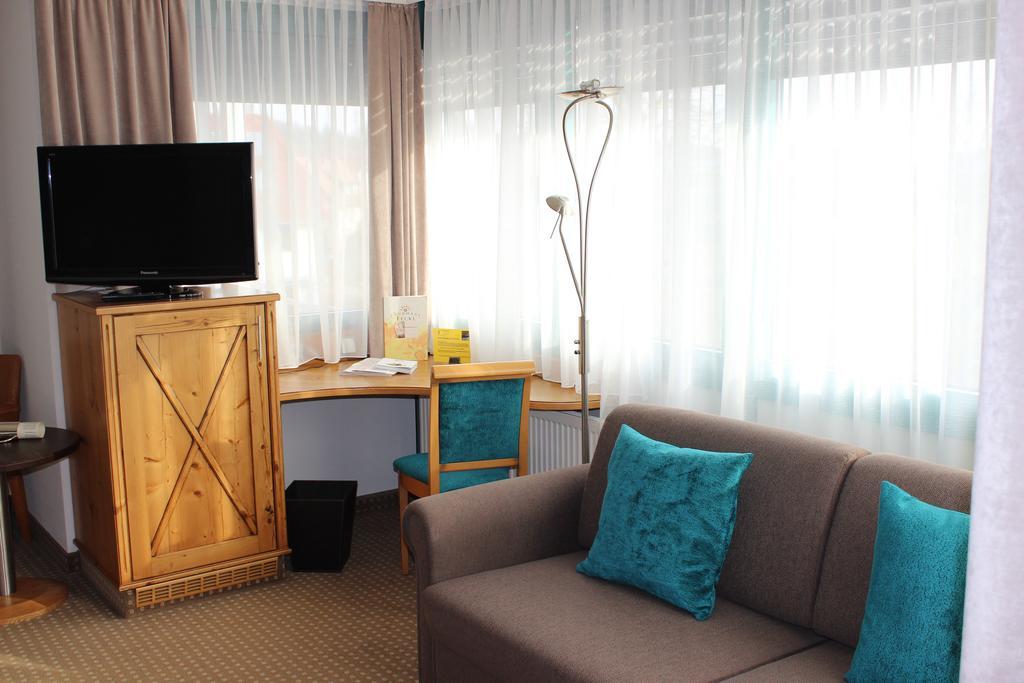 Hotel Landhaus Feckl Ehningen Экстерьер фото