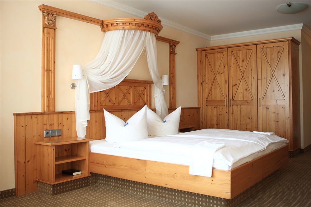 Hotel Landhaus Feckl Ehningen Экстерьер фото