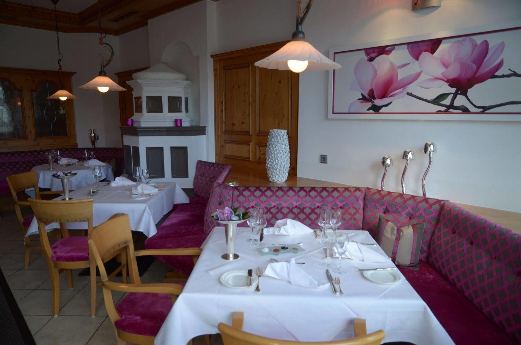 Hotel Landhaus Feckl Ehningen Экстерьер фото