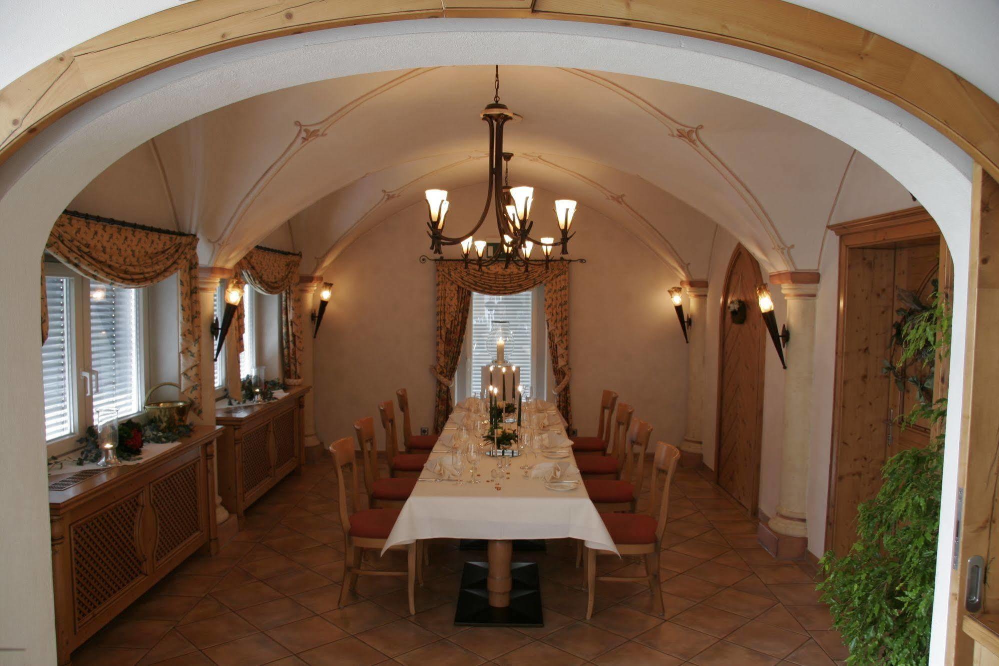 Hotel Landhaus Feckl Ehningen Экстерьер фото