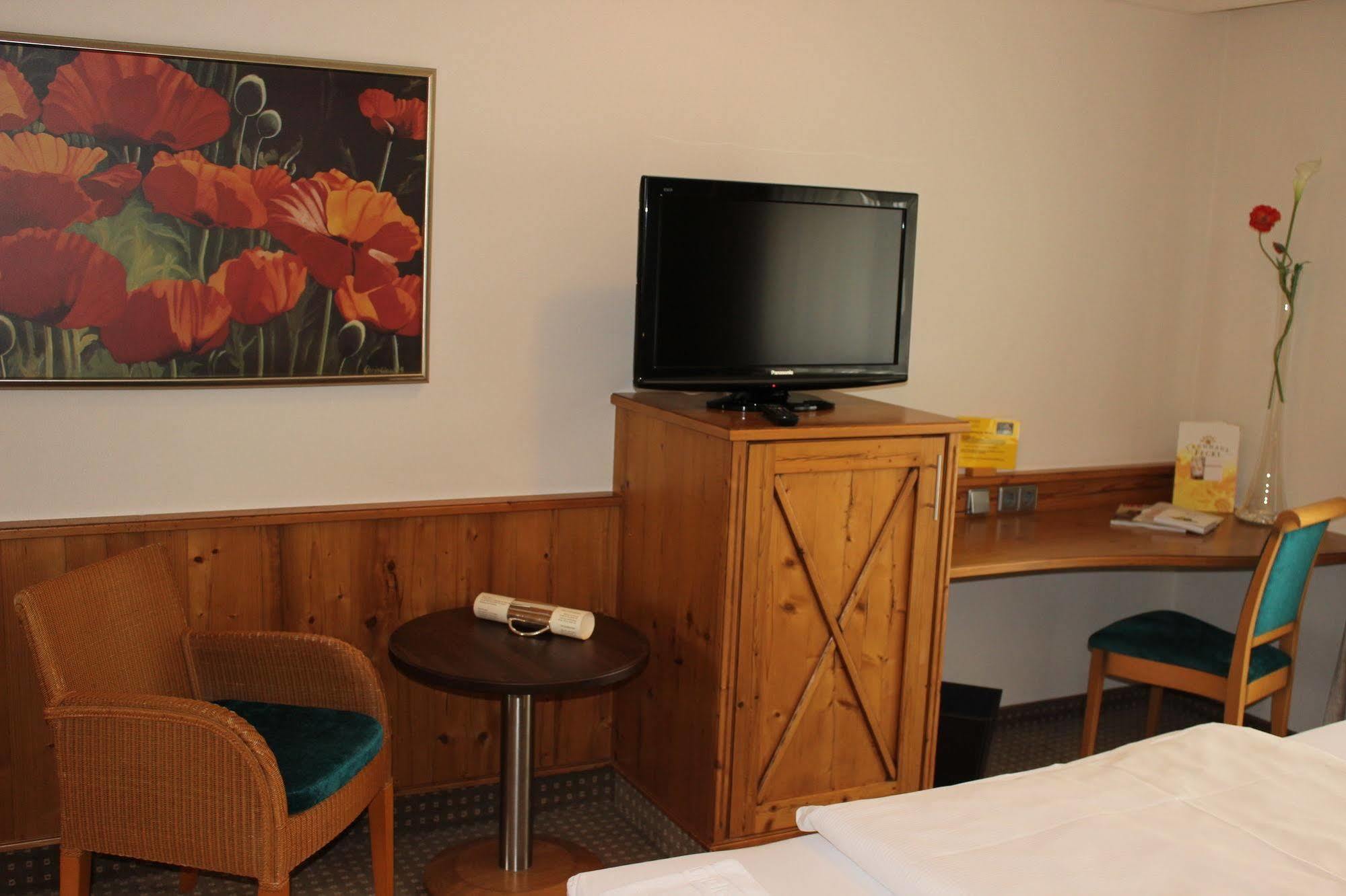 Hotel Landhaus Feckl Ehningen Экстерьер фото