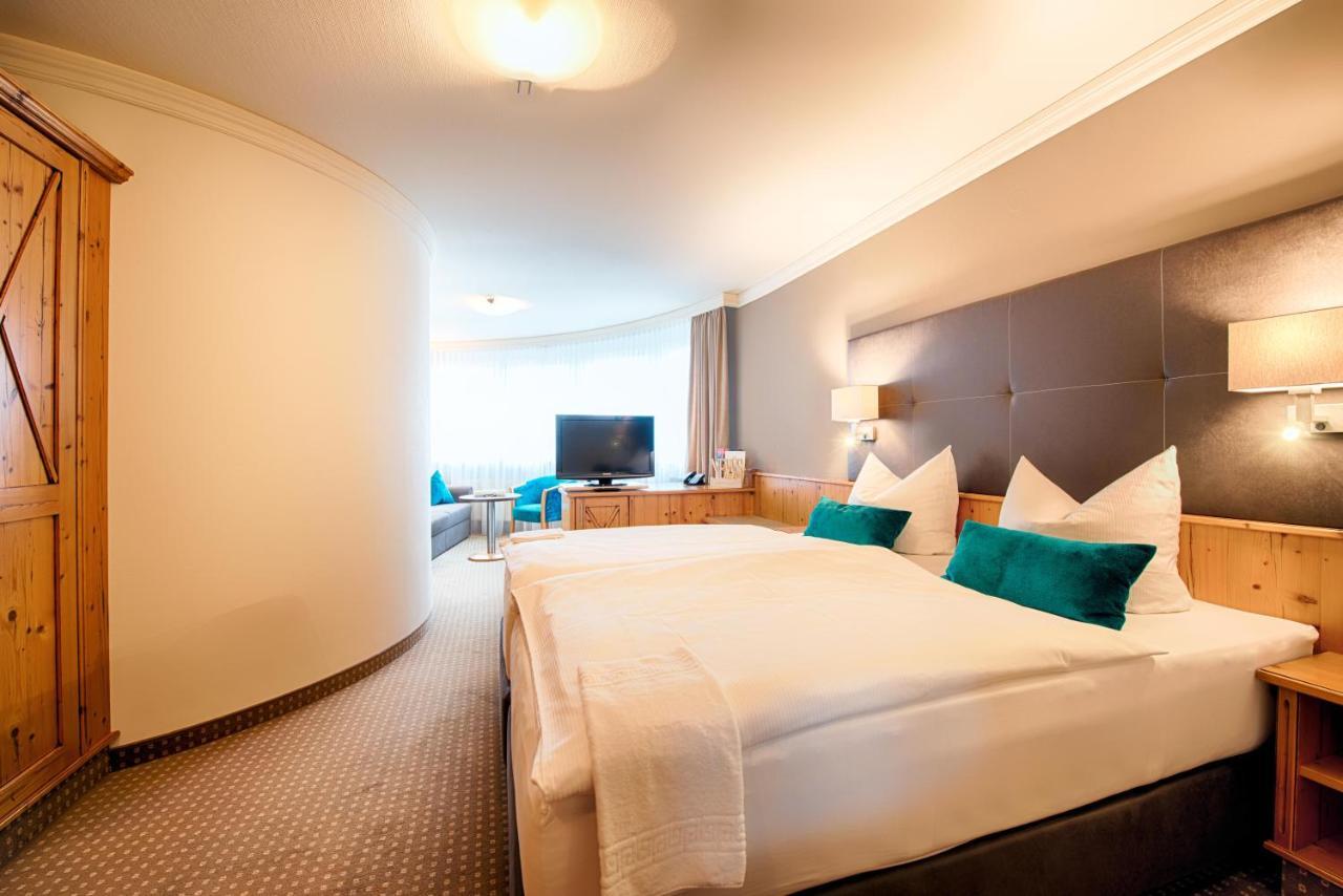 Hotel Landhaus Feckl Ehningen Экстерьер фото
